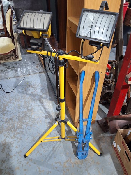 Lot 318 - WORKMANS LOT