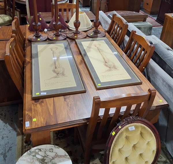Lot 386 - DINING SUITE