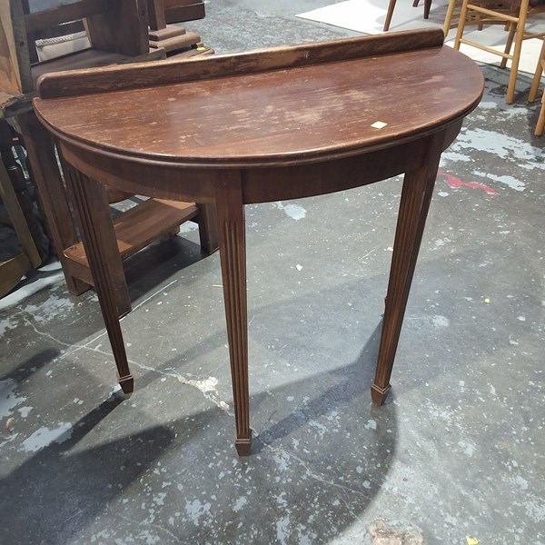 Lot 396 - HALL TABLE