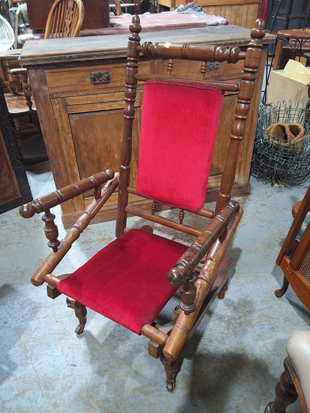 Lot 222 - DEXTER ROCKER