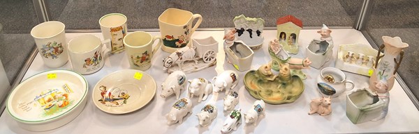 Lot 1208 - PIGGY COLLECTABLES