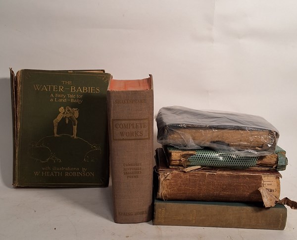 Lot 1435 - VINTAGE BOOKS