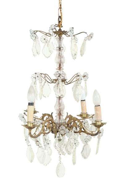 Lot 23 - CHANDELIER