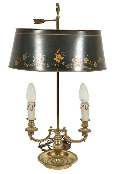 Lot 147 - BOUILLOTTE LAMP