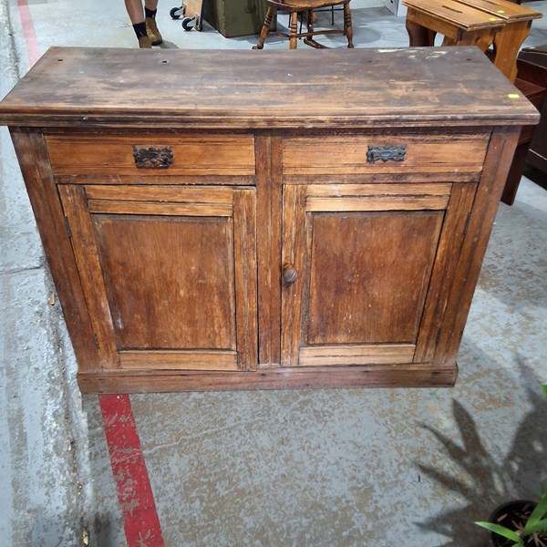Lot 333 - SIDEBOARD