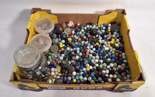 Lot 1279 - MARBLES