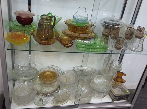 Lot 1462 - GLASSWARE