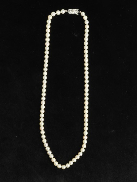 Lot 1025 - MIKIMOTO PEARLS