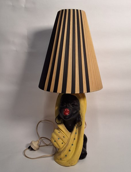 Lot 1162 - TABLE LAMP