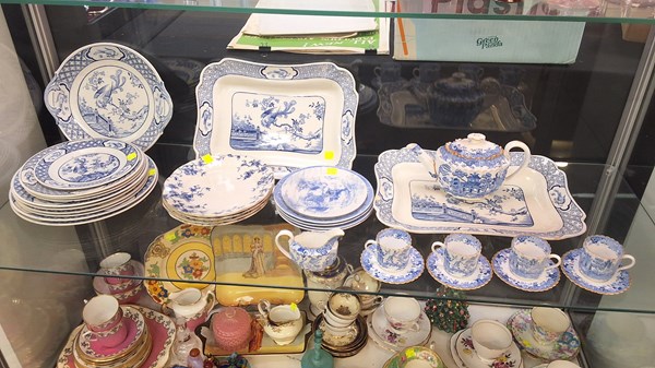 Lot 1367 - BLUE AND WHITE CHINA