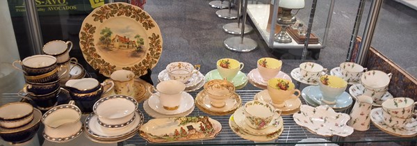 Lot 1160 - PRETTY CHINA