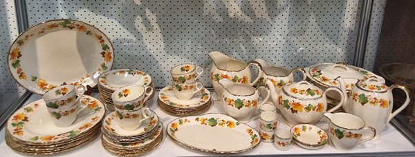 Lot 1313 - DINNER SETTING