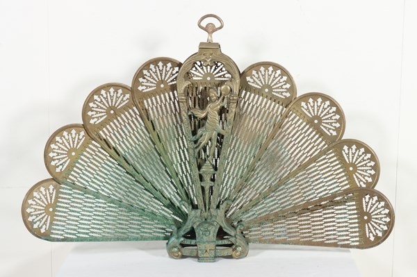 Lot 220 - VINTAGE FIRE SCREEN