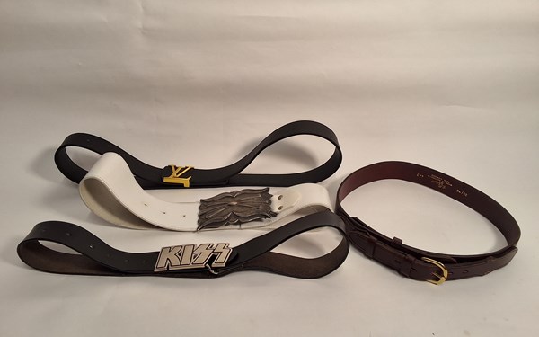 Lot 1309 - BELTS