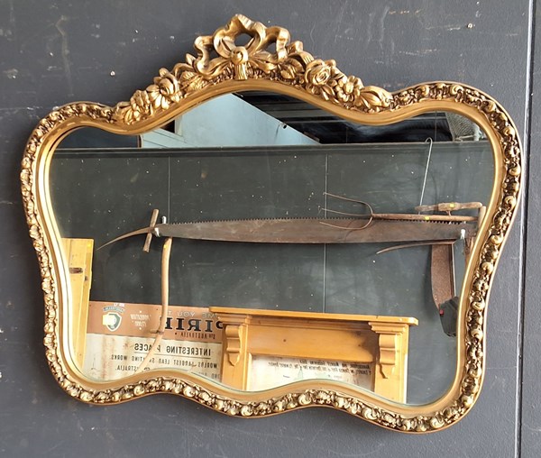 Lot 60 - GILT FRAMED MIRROR