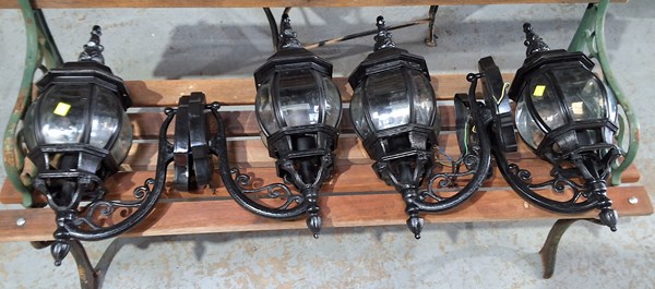 Lot 315 - EXTERIOR LAMPS