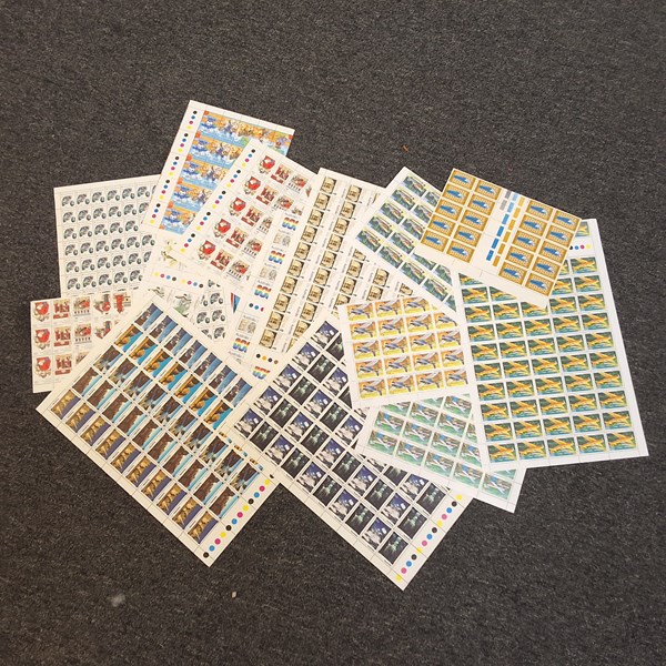 Lot 1226 - STAMPS