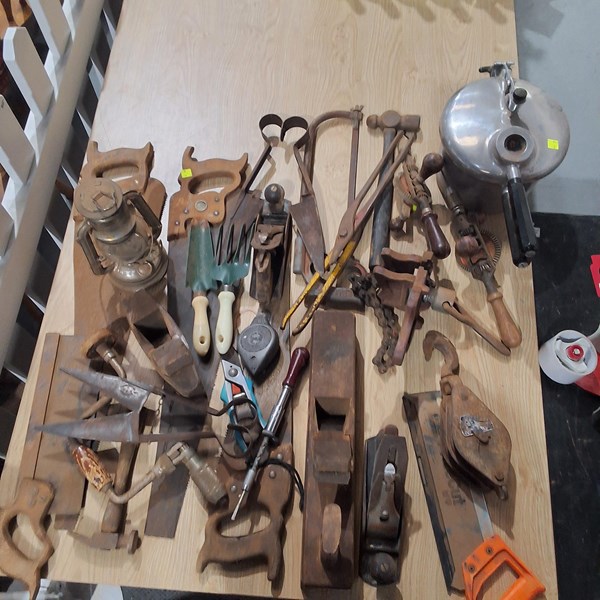 Lot 351 - TOOL LOT