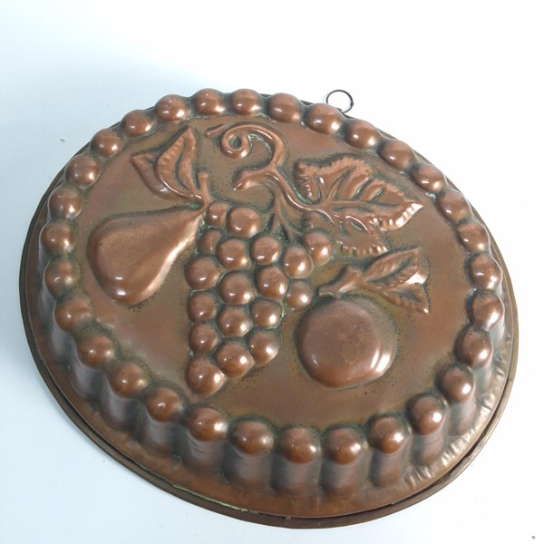 Lot 1240 - COPPER CAKE MOULD