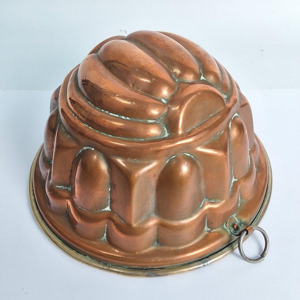 Lot 1218 - COPPER CAKE MOULD