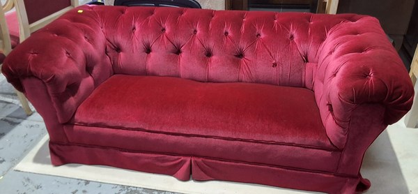 Lot 54 - CHESTERFIELD LOUNGE