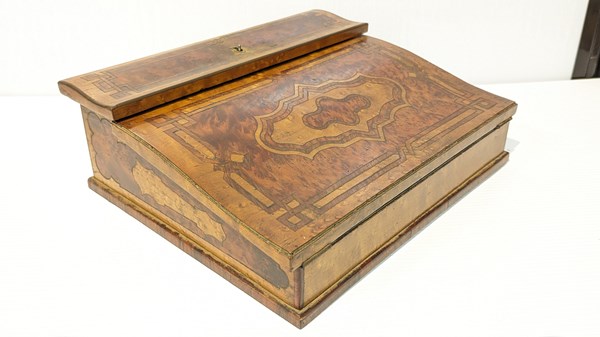 Lot 1284 - WRITING BOX