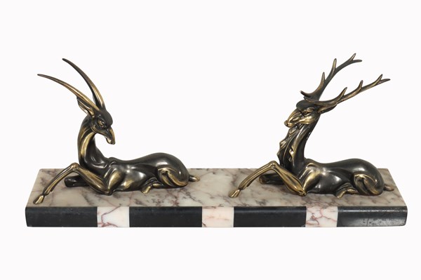 Lot 1273 - MANTEL ORNAMENT