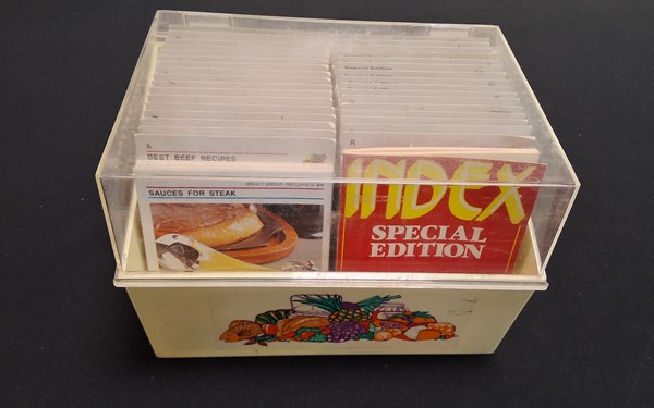Lot 1419 - VINTAGE RECIPE CARDS