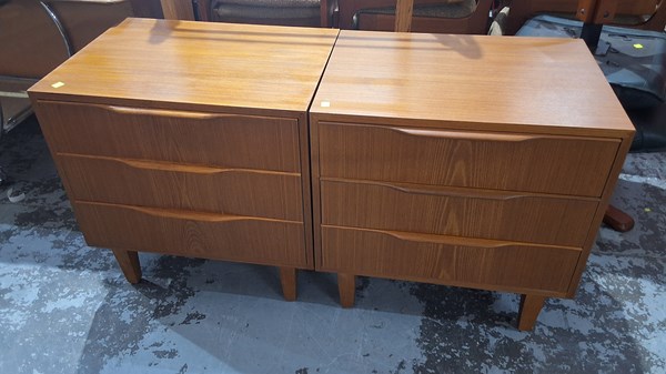 Lot 28 - BEDSIDE CABINETS