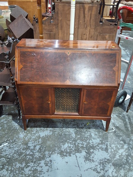 Lot 142 - RADIOGRAM