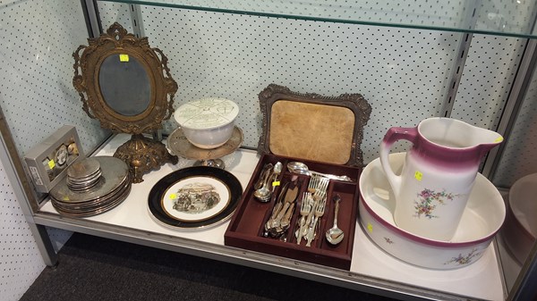 Lot 1363 - SUNDRY LOT