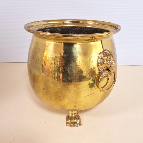 Lot 1322 - BRASS JARDINIERE