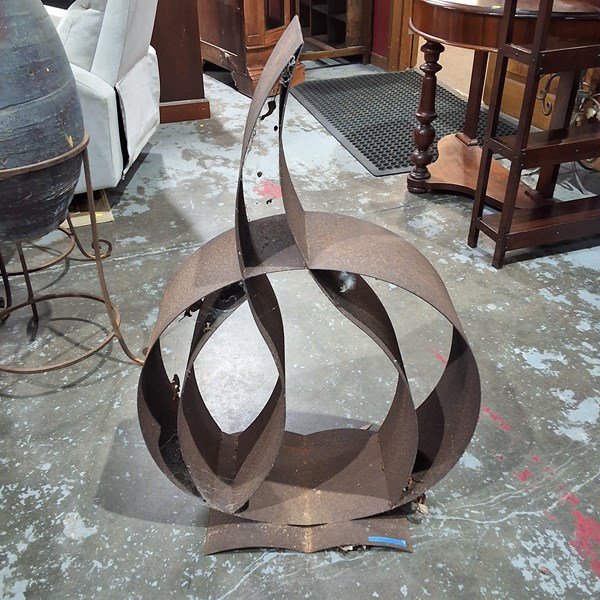 Lot 61 - GARDEN ORNAMENT