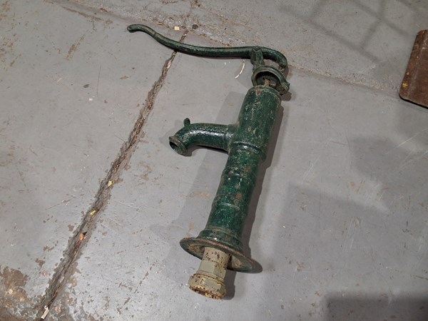 Lot 350 - CAST IRON PUMP