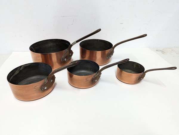 Lot 1611 - SET OF 5 COPPER SAUCEPANS
