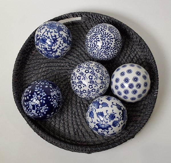 Lot 94 - CERAMIC BALLS