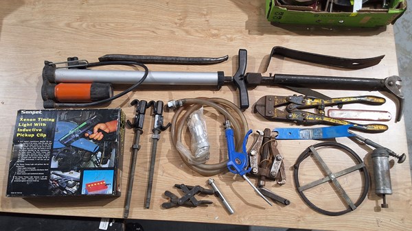 Lot 305 - AUTOMOTIVE TOOLS