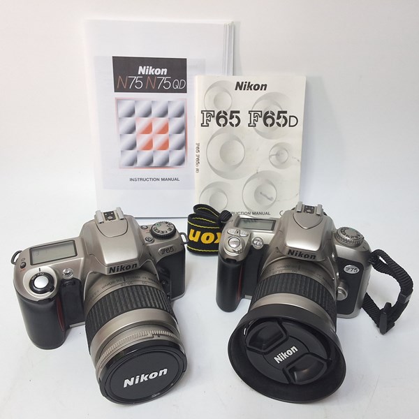 Lot 1273 - NIKON CAMERAS