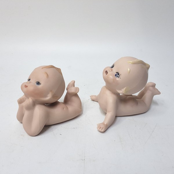 Lot 1347 - PIANO DOLLS