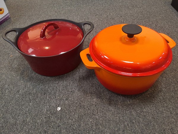Lot 1327 - DUTCH OVENS