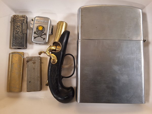 Lot 1259 - LIGHTERS