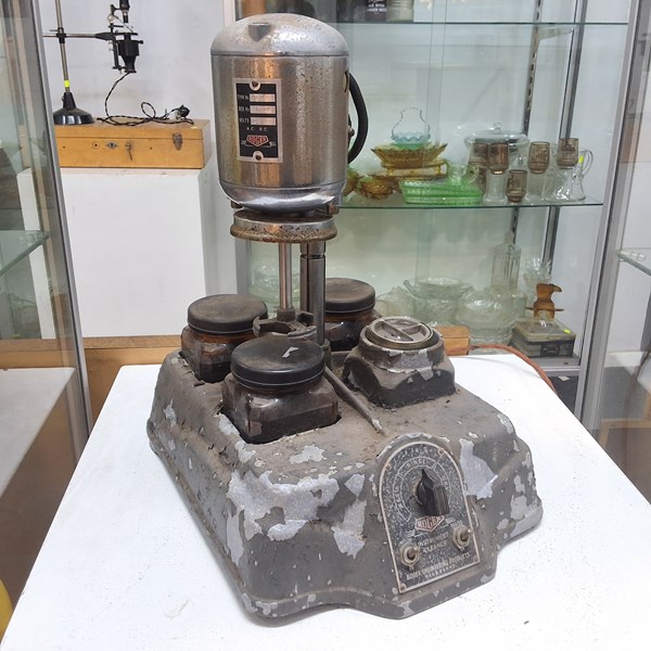 Lot 1490 - INSTRUMENT CLEANER