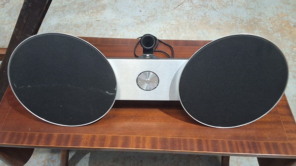 Lot 26 - STEREO
