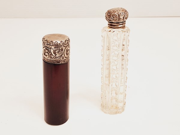 Lot 1077 - PERFUME BOTTLES (2)