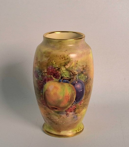 Lot 1176 - ROYAL WINTON