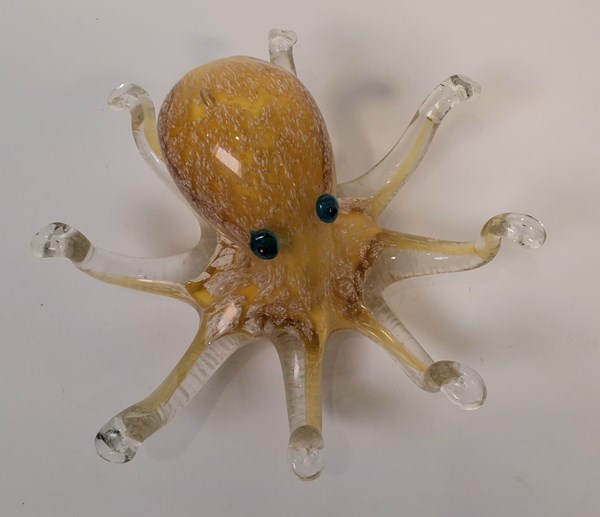 Lot 1241 - GLASS OCTOPUS