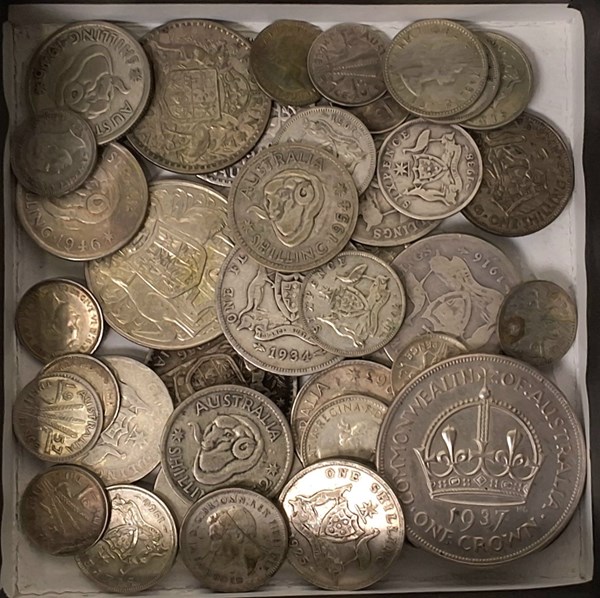 Lot 1081 - COINS