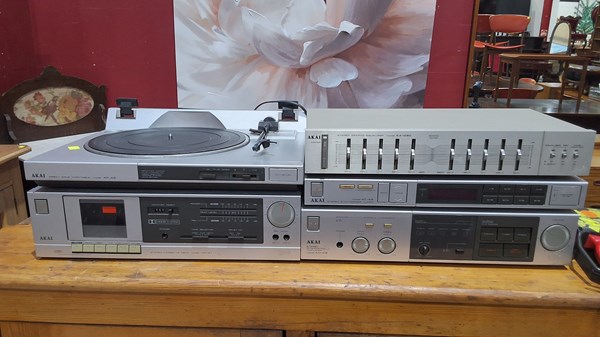 Lot 53 - STEREO SYSTEM
