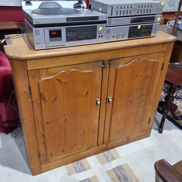 Lot 52 - DRESSER BASE