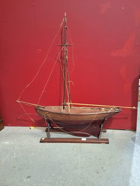 Lot 1120 - TIMBER POND YACHT